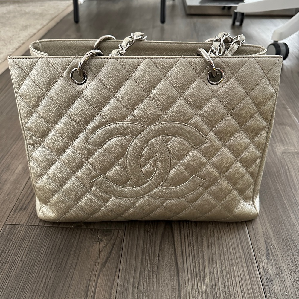 100% genuine CHANEL grand shopping tote bag